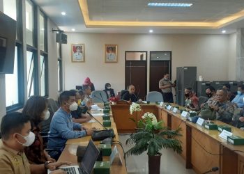 Keluhkan Pembangunan Pasar Pangalengan, Para Pedagang Bersama LAKRI Mediasi dengan DPRD