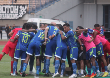 Luis Milla Boyong 20 Pemain Persib ke Malang, Pemain Timnas Indonesia Turut Diterbangkan