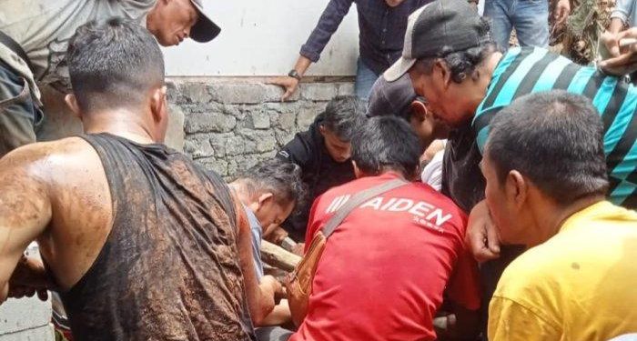 Ambil Jalan Pintas, Wanita Tua di KBB Terjatuh ke Dalam Sumur Tua, Meninggal di Perjalanan ke RS