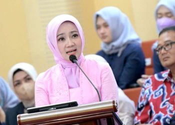 Atalia Raih Gelar Doktor Ilmu Komunikasi dengan Predikat “Cum Laude”
