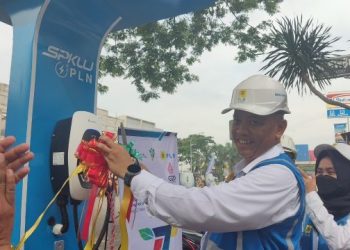 PLN Pasang 104 Stasiun Pengisian Kendaraan Listrik Umum di Jabar