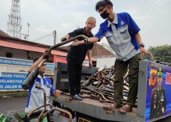 1.956 knalpot diarak keliling Bandung sebagai sosialisasi