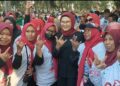 YOSEPH HUSEIN IBRAHIM “WONG WADON PILIHANE KUDU WONG WADON MANING” SERIBU IBU IBU JILBAB MERAH MANGGUNGAN – PLOSOKEREP SIAP MENANGKAN NINA-TOBRONI