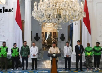Prabowo Umumkan Pengemudi Ojol dan Kurir Online Dapat THR