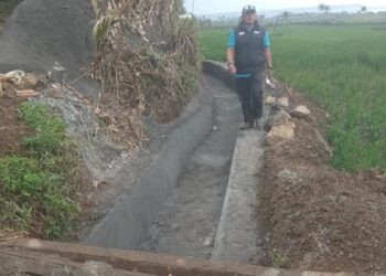 Dinas Pertanian UPT Caringin Garut Realisasikan Bangun Irigasi Sepanjang 137 Meter