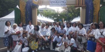 Tuti Rahmat Sunarti, Bandung Kota Angklung Festival 2026 Meriah, Ratusan Seniman Tampilkan Harmoni Budaya