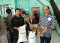 Penyaluran Bantuan Pangan Beras dan Minyak di Kecamatan Caringin Telah di Salurkan Mulai Hari Ini