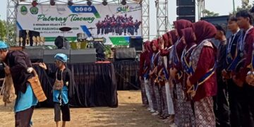 Semarak dan Meriah dalam Perayaan Kenaikan Kelas dan Paturay Tineung SMK Pasundan Caringin