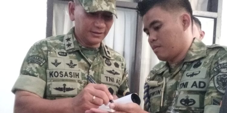 “Jenderal Santri” Mayjen TNI Kosasih Ajak Mahasiswa UNINUS Perkuat Moral Serta Nasionalisme